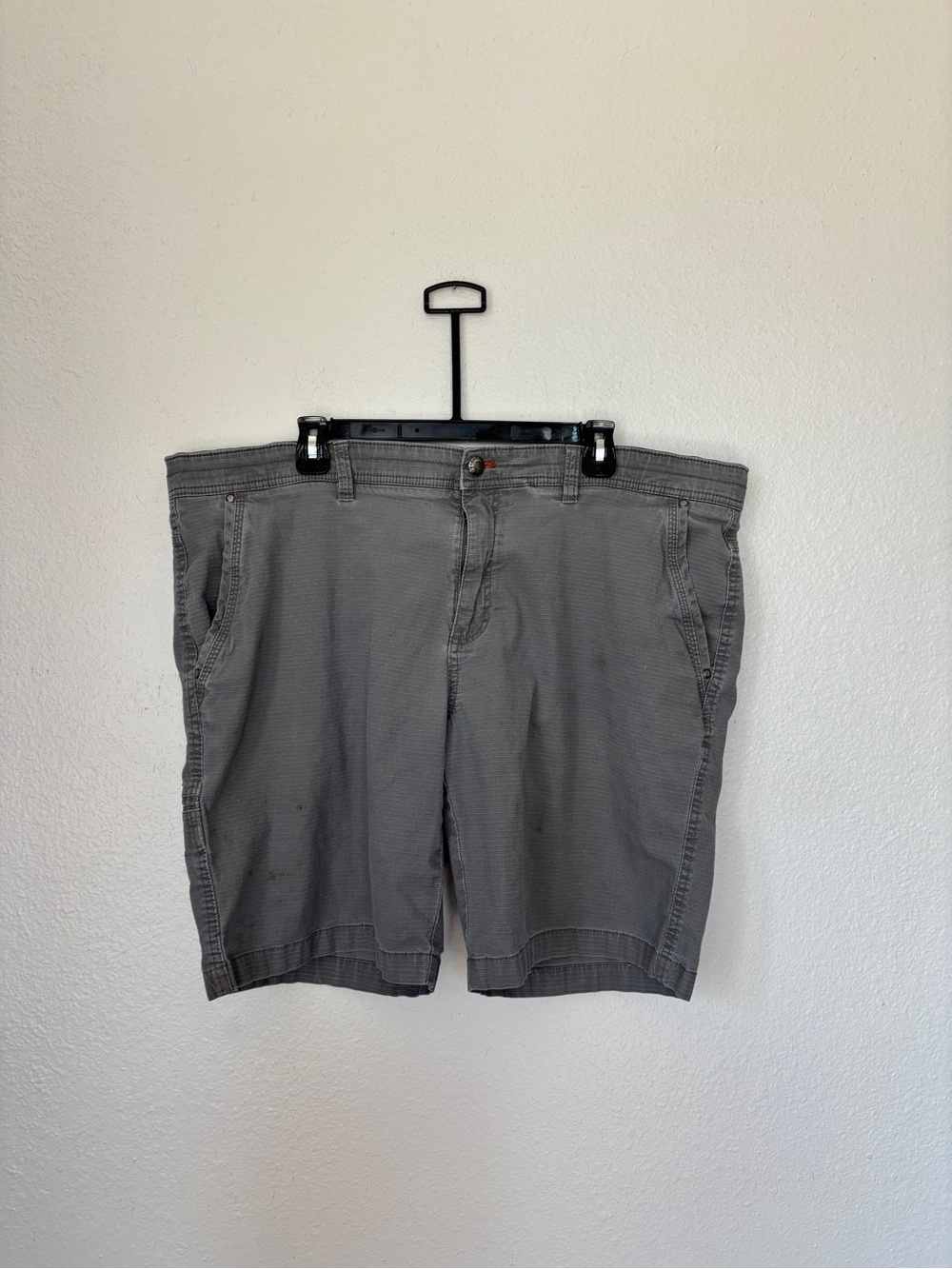 Weatherproof Men's Gray Flat-Front Shorts